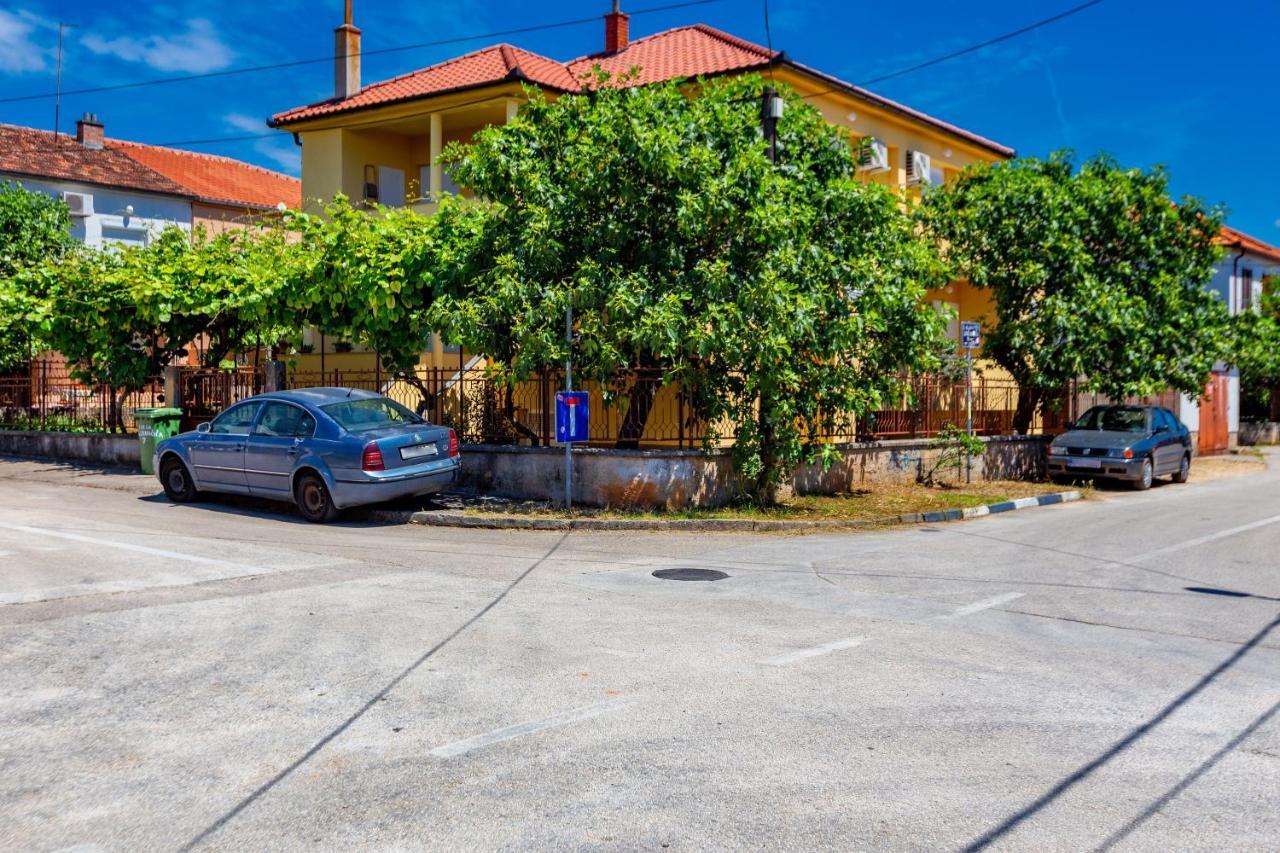 Nikola Apartments Free Parking Bbq Zadar Zewnętrze zdjęcie